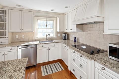 11 Eastgate Ln, Hingham, MA 02043 photo 6