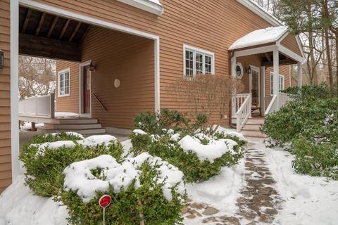 6 Grace Rd, Danvers, MA 01923 photo 2