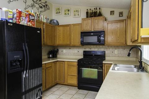 4669 N Main St, Fall River, MA 02720 photo 15