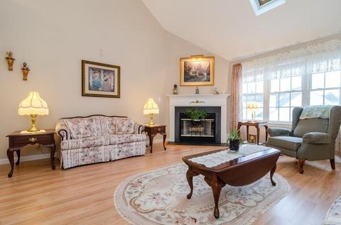28 Coldspring Dr #C, Sutton, MA 01590 photo 2