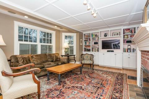 16 Vale Rd, Reading, MA 01867 photo 3