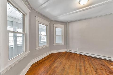 30 Talcott St, Springfield, MA 01107 photo 11