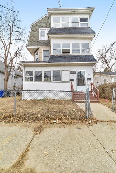 30 Talcott St, Springfield, MA 01107 photo 2