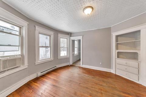 30 Talcott St, Springfield, MA 01107 photo 12