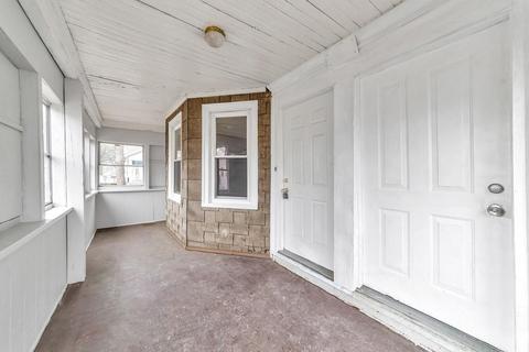 30 Talcott St, Springfield, MA 01107 photo 3