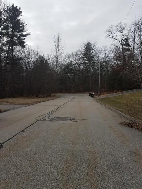 54 Camile Rd, Webster, MA 01570 photo 2