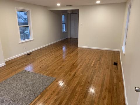 11 E Lake St, Worcester, MA 01604 photo 2