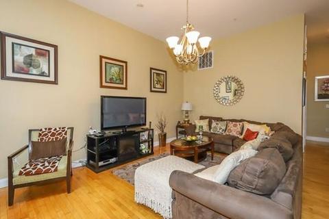 457 Washington St #5, Gloucester, MA 01930 photo 4