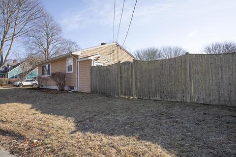 4 Studley St, Fairhaven, MA 02719 photo 6