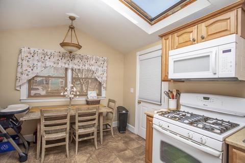 4 Studley St, Fairhaven, MA 02719 photo 12