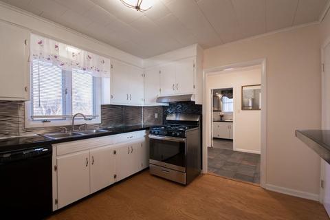 170 Friendship St, Fall River, MA 02724 photo 9
