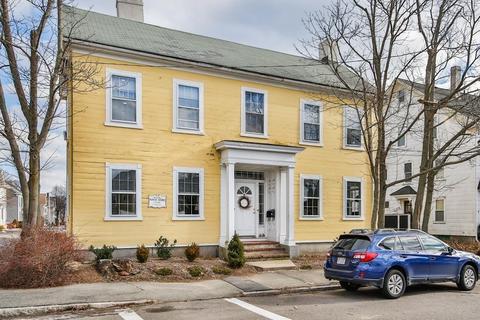 2 Davis St #1, Beverly, MA 01915 photo 3