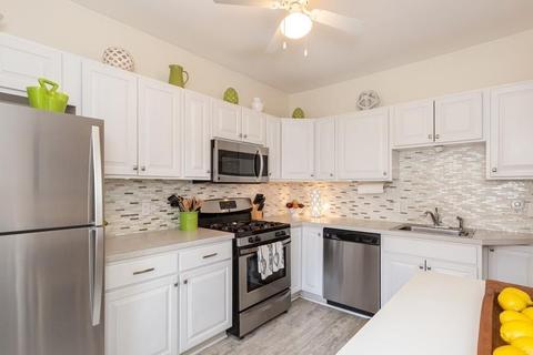 2 Davis St #1, Beverly, MA 01915 photo 9