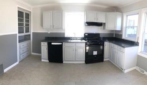 83 Angell St, Fall River, MA 02723 photo 9