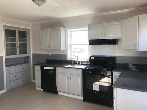 83 Angell St, Fall River, MA 02723 photo 7