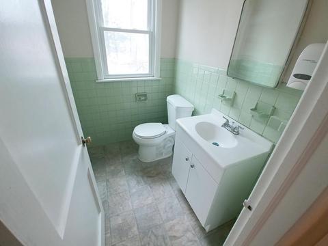 603 Allen St, Springfield, MA 01118 photo 7
