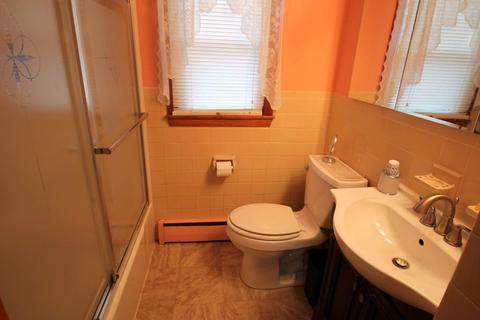 60 Raylo St, Chicopee, MA 01013 photo 17
