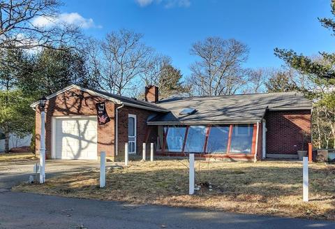 8 Pinewood Rd, Buzzards Bay, MA 02532 photo 3