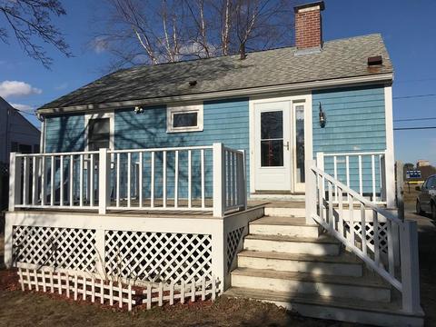 9 Preston St, Danvers, MA 01923 photo 2