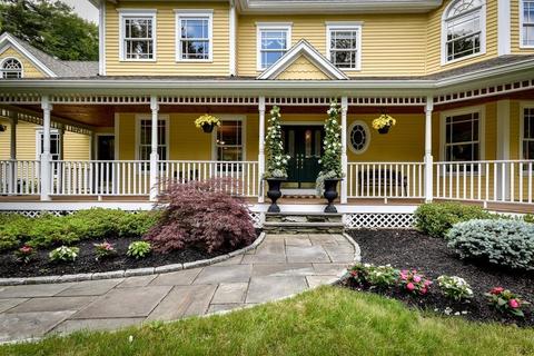 68 Pine St, Dover, MA 02030 photo 2