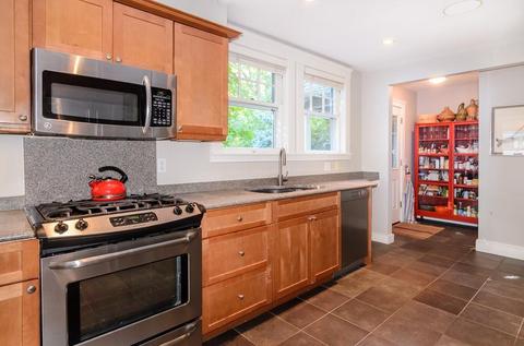 62 Denton Rd, Wellesley, MA 02482 photo 8