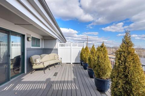 210 Broadway #404, Everett, MA 02149 photo 18