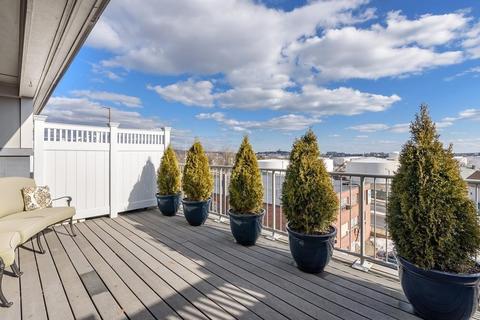 210 Broadway #404, Everett, MA 02149 photo 17