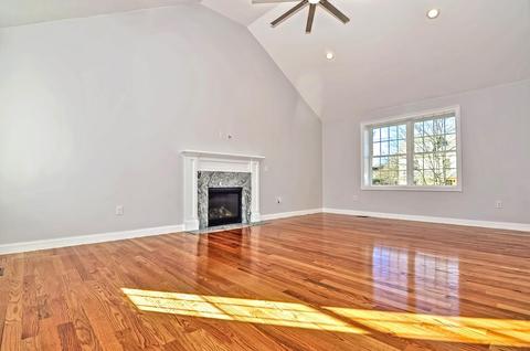 10 Depot St, Upton, MA 01568 photo 5
