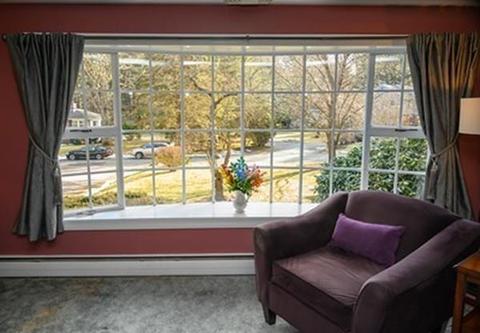 250 Edgewater Dr, Needham, MA 02492 photo 5