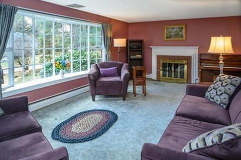 250 Edgewater Dr, Needham, MA 02492 photo 3