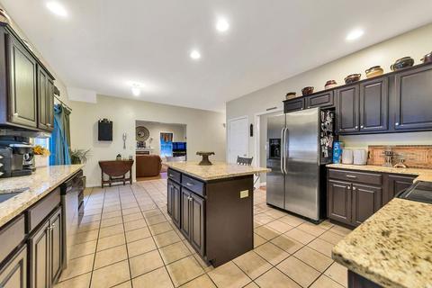 5 Bel Air Dr, Ware, MA 01082 photo 5