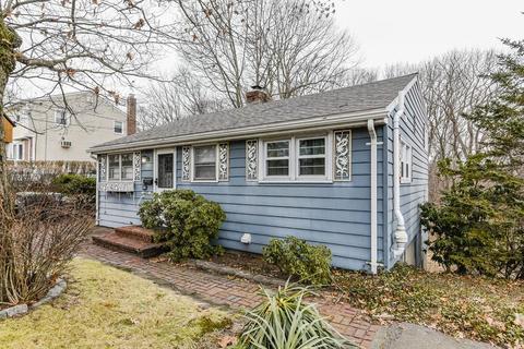 360 Sprague St, Dedham, MA 02026 photo 2