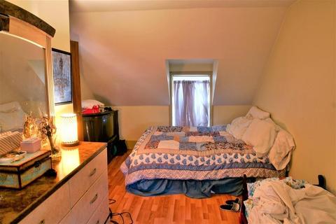 254 E Main St, Chicopee, MA 01020 photo 7