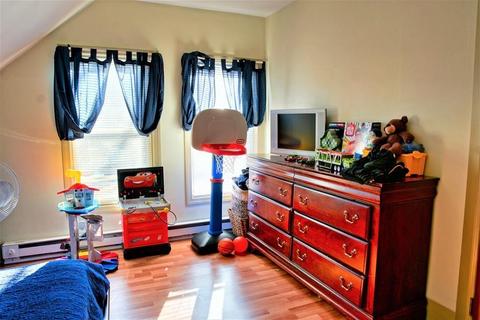 254 E Main St, Chicopee, MA 01020 photo 6