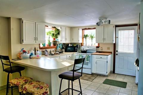 254 E Main St, Chicopee, MA 01020 photo 2
