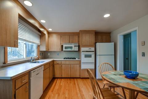75 Joyce Rd, Framingham, MA 01701 photo 6