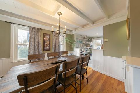 34 Gilbert St, Fairhaven, MA 02719 photo 7