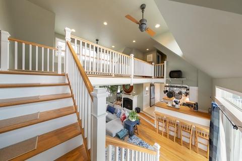 34 Gilbert St, Fairhaven, MA 02719 photo 15