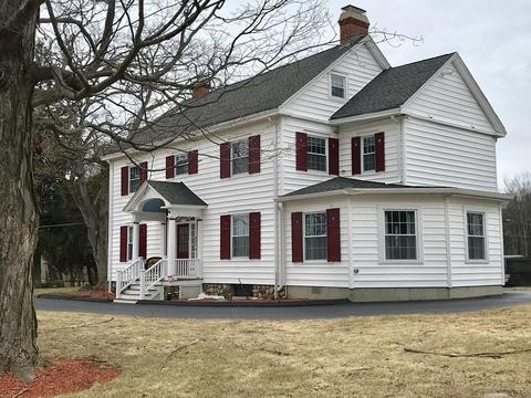 835 School St, Webster, MA 01570 photo 1