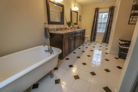 835 School St, Webster, MA 01570 photo 15