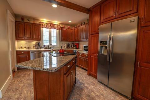 835 School St, Webster, MA 01570 photo 7