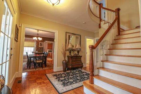 835 School St, Webster, MA 01570 photo 2