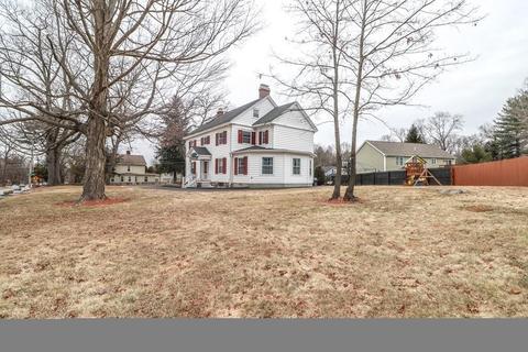 835 School St, Webster, MA 01570 photo 3