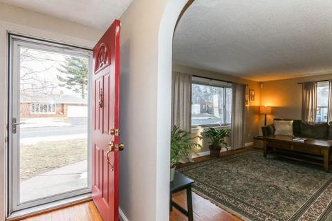 116 Roosevelt Ave, Springfield, MA 01118 photo 3