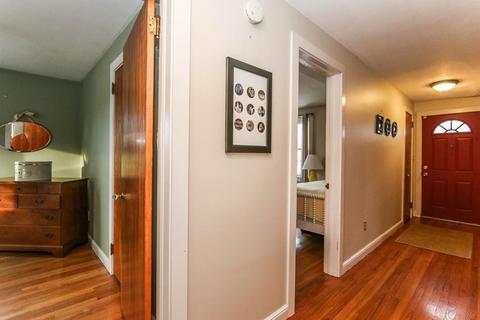 116 Roosevelt Ave, Springfield, MA 01118 photo 9