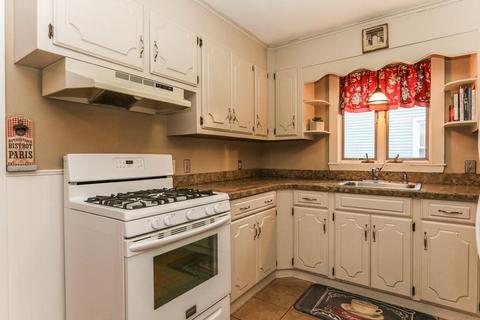 116 Roosevelt Ave, Springfield, MA 01118 photo 10