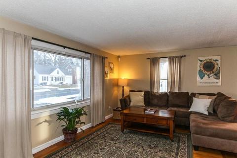 116 Roosevelt Ave, Springfield, MA 01118 photo 5