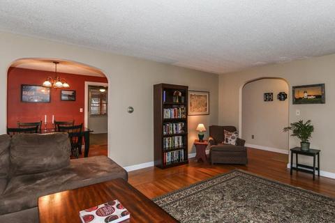 116 Roosevelt Ave, Springfield, MA 01118 photo 7