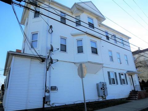597 Charles St, Fall River, MA 02724 photo 2