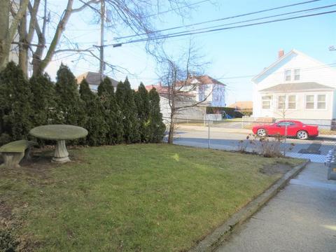 597 Charles St, Fall River, MA 02724 photo 6